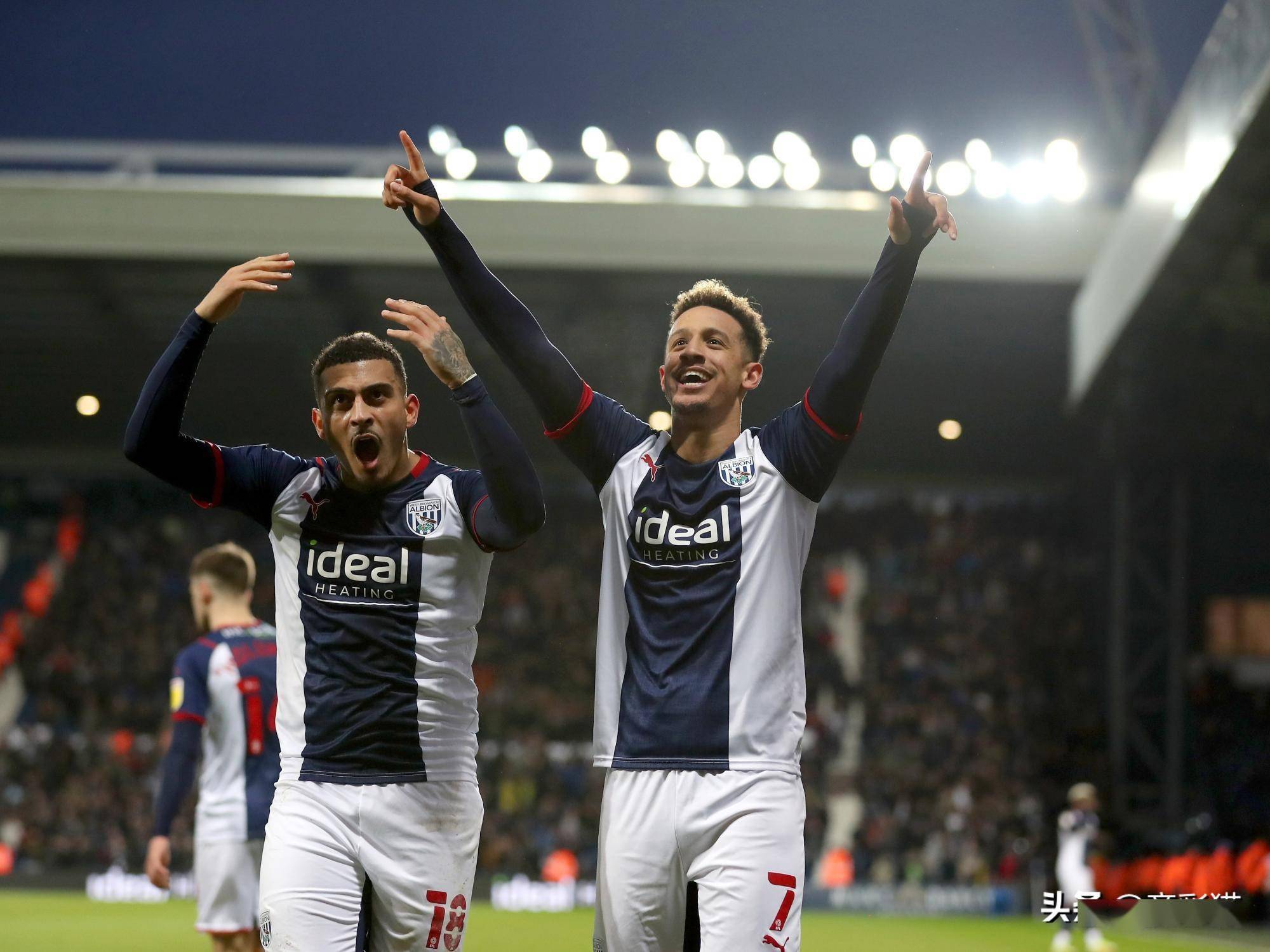 意大利杯倒计时,门兴格拉德巴赫今晨防线松动,细节引发关注,信心回归,训练强度明显提升 意大利杯倒计时,门兴格拉德巴赫今晨防线松动,细节引发关注,信心回归,训练强度明显提升