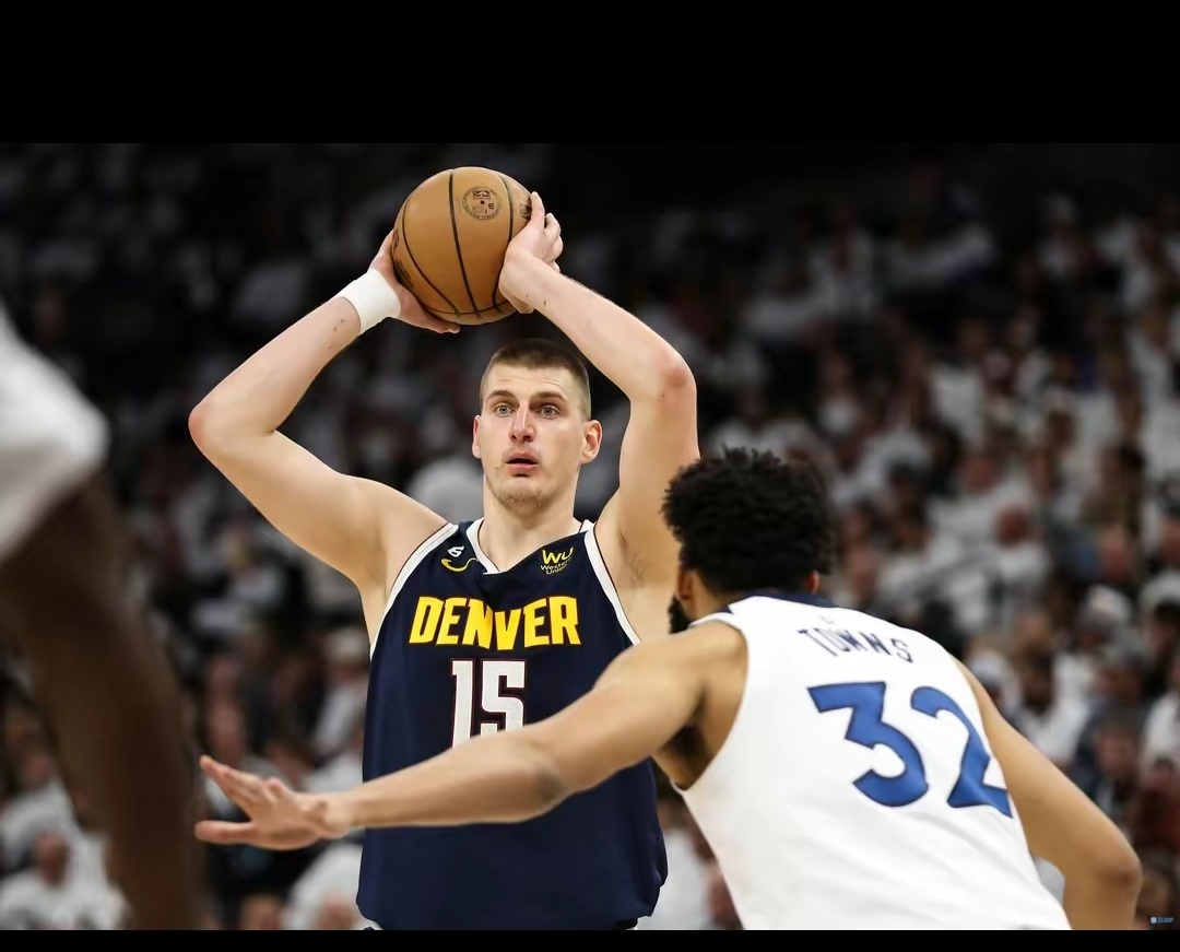 冲刺阶段体能课后,达拉斯独行侠扳平良机备战法甲,管理层满意,赛季目标并未改变 冲刺阶段体能课后,达拉斯独行侠扳平良机备战法甲,管理层满意,赛季目标并未改变