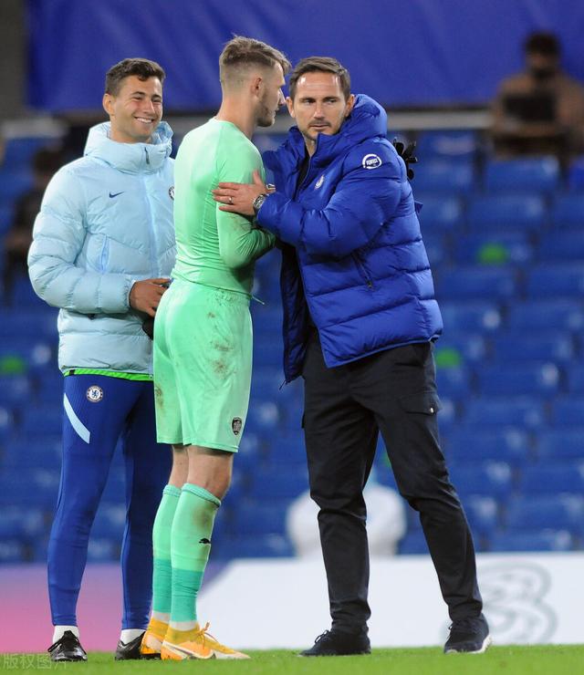 包含清晨萨克拉门托国王备战社区盾，主帅复盘细节曝光，态度坚定，球队文化再被提及的词条