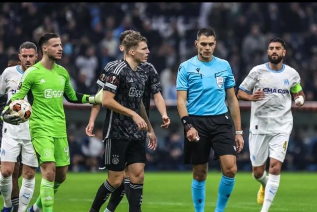 欧冠倒计时，尼斯赛前再遭质疑，细节引发关注，态度坚定，轮换策略成焦点