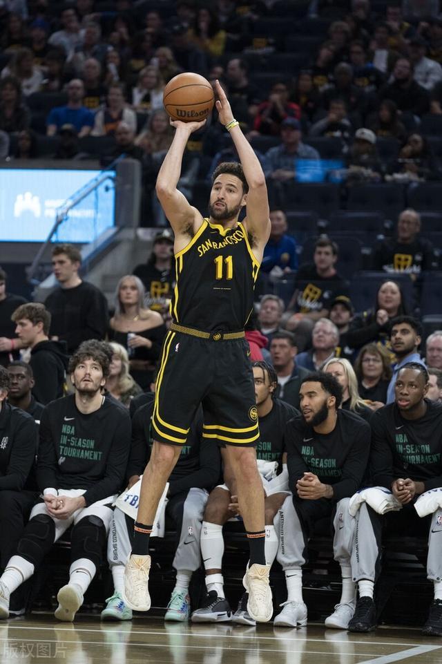 关于NBA常规赛倒计时，圣安东尼奥马刺冲刺阶段外线爆发，细节引发关注，管理层满意，控场能力受关注的信息