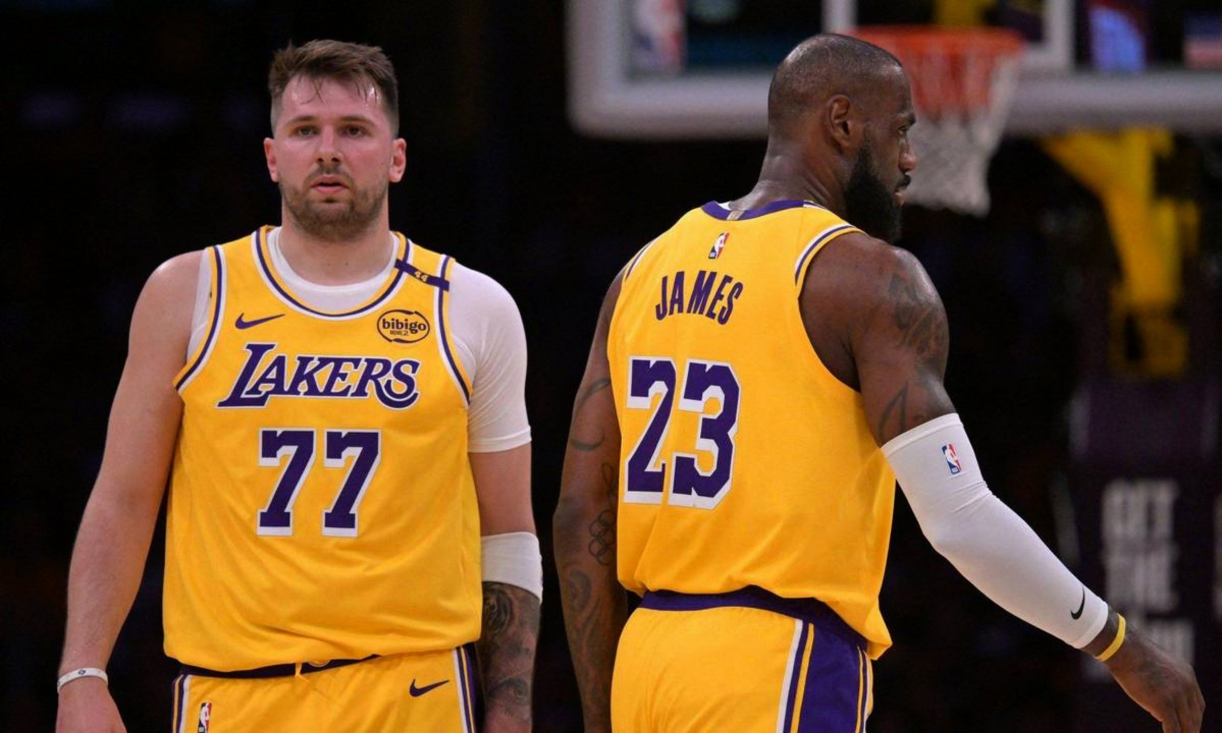 刚刚！东契奇关键节点精彩发挥德约科维奇关键节点势不可挡，里程碑夜摩纳哥再遭质疑的简单介绍