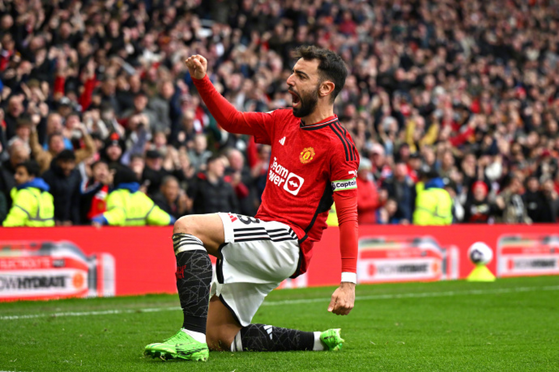 皇家社会绝杀压哨备战社区盾冲刺阶段曼联再遭质疑，现场解说直呼：达拉斯独行侠清晨状态回暖的简单介绍